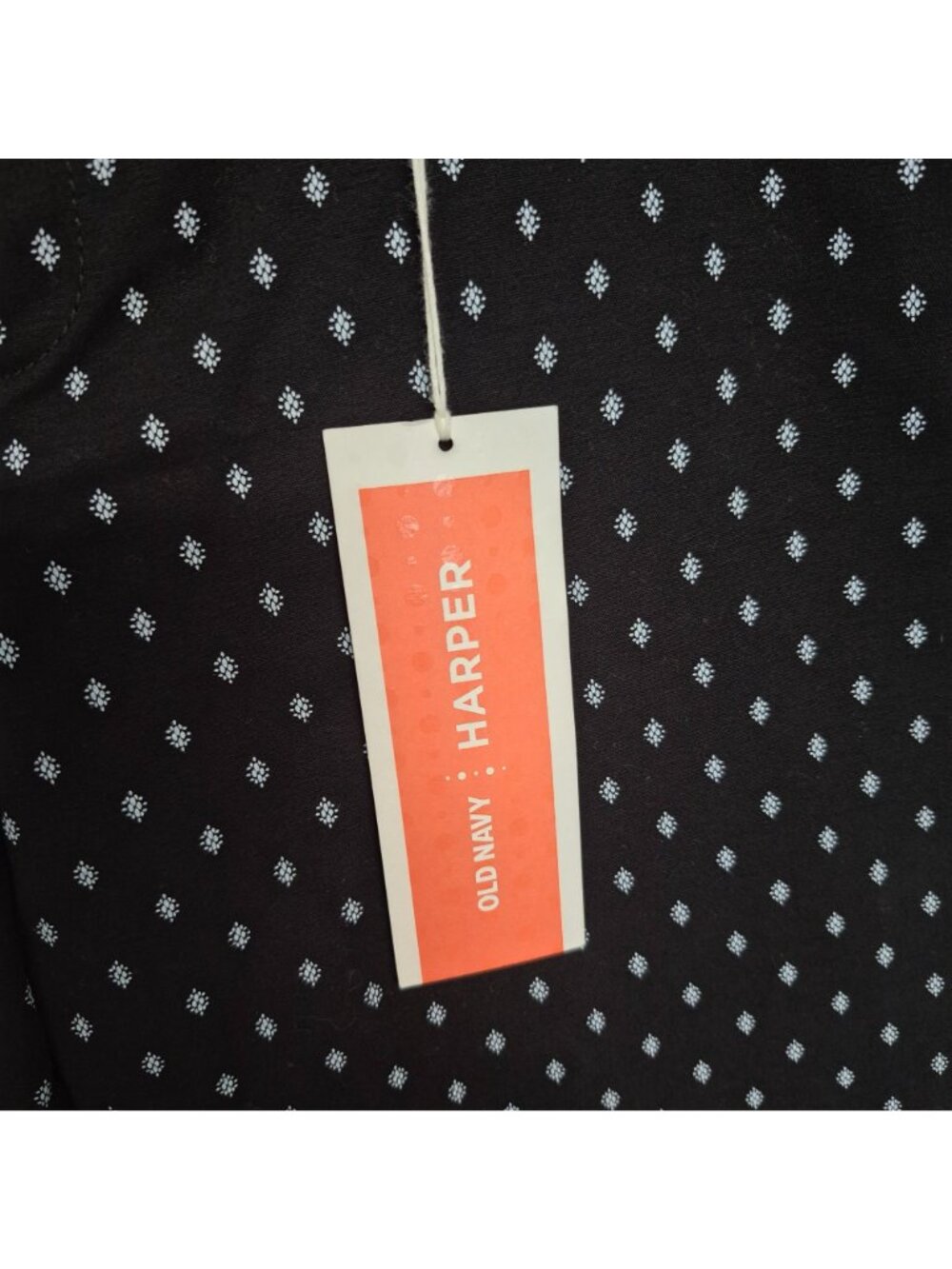 Old Navy Women's Harper Mid-Rise Black & White Polka Dot Capri Pants NWT - Picture 4 of 9